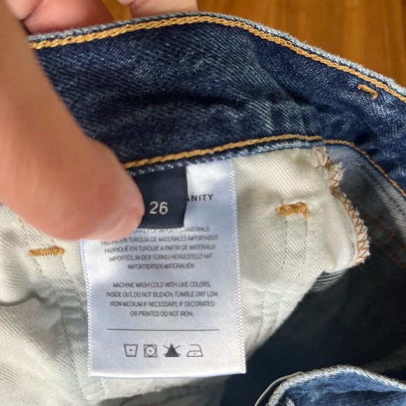 Citizens of Humanity Neve low slung relaxed jeans size 26 Yves wash - Picture 13 of 13